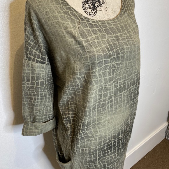 Wi & co Made in Spain short sleeve sweater dress Medium M - Picture 11 of 13